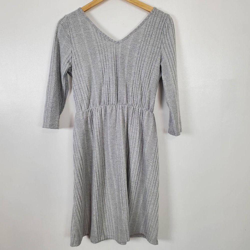 The Vanity Room NWT large wrap front grey dress - Picture 3 of 3
